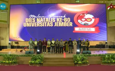 UNEJ Faculty of Medicine Lecturer Wins Third Runner-Up at Universitas Jember Outstanding Lecturer Award
