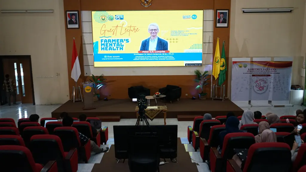 Faculty of Medicine, Universitas Jember Hosts Swedish Agromedicine Expert in 25th Anniversary Guest Lecture